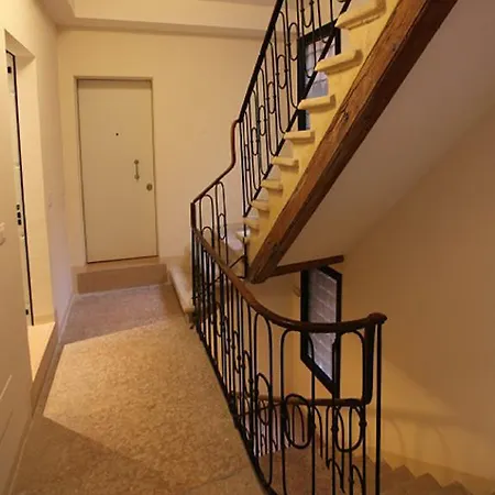 게스트하우스 Residenza Cardo Massimo 3*